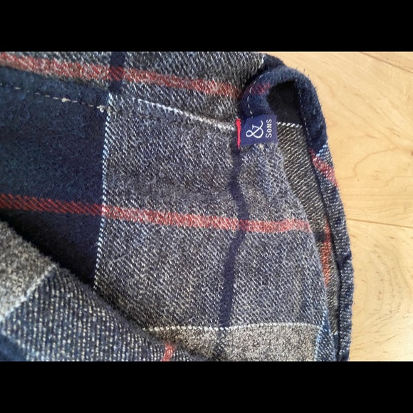 & Sons flannel Mens medium in like new condition - Picture 5 of 10